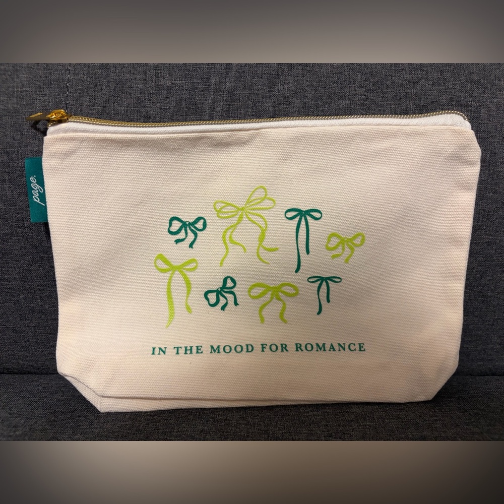 Page the Shop Bookish POUCH NWOT